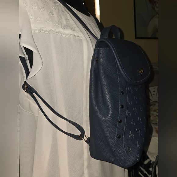 P29 XOXO Blue Snap Backpack (F) main image 3